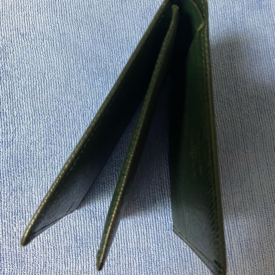 LV 精典皮夾(深綠色)-9
