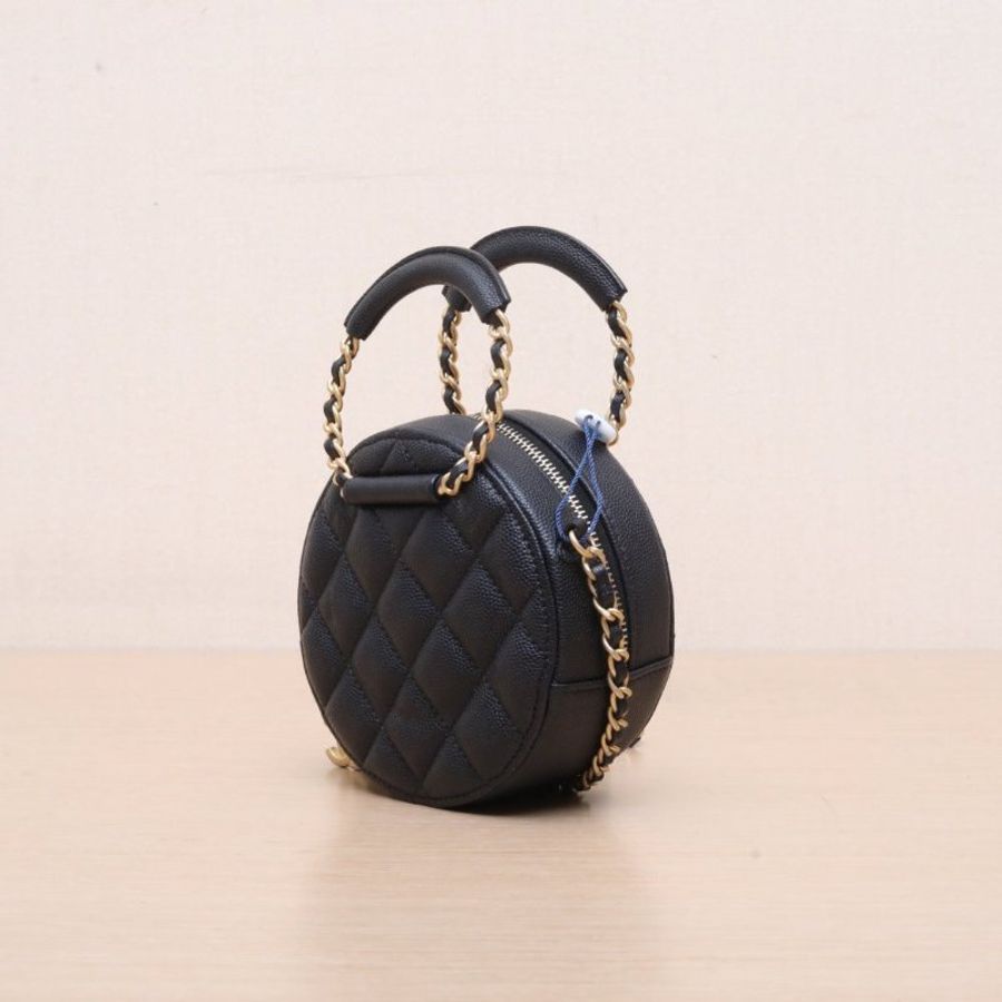 CHANEL 黑色荔枝牛皮29開金扣CHANEL手提圓餅鏈條包肩背包-3