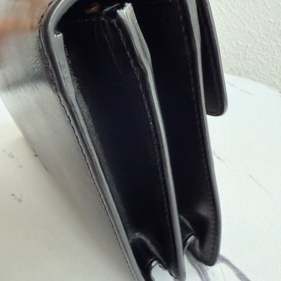 Gucci限量經典愛心斜背包 買十幾萬-9