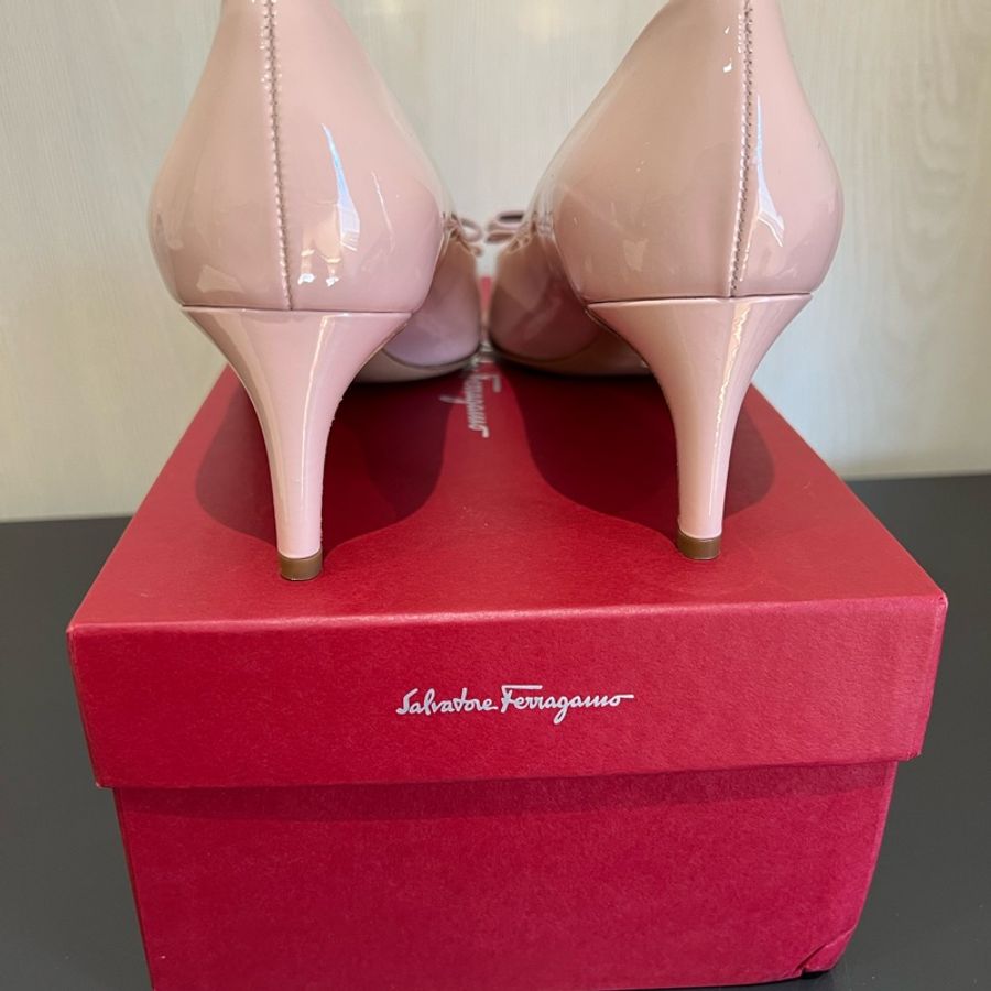 Salvatore Ferragamo 菲拉格慕 粉嫩漆面跟鞋 晚宴鞋 婚鞋(全新)-4