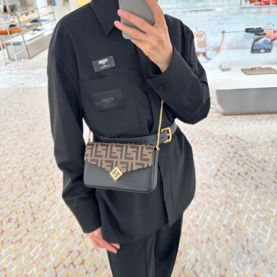 Fendi FF Diamond bag-8