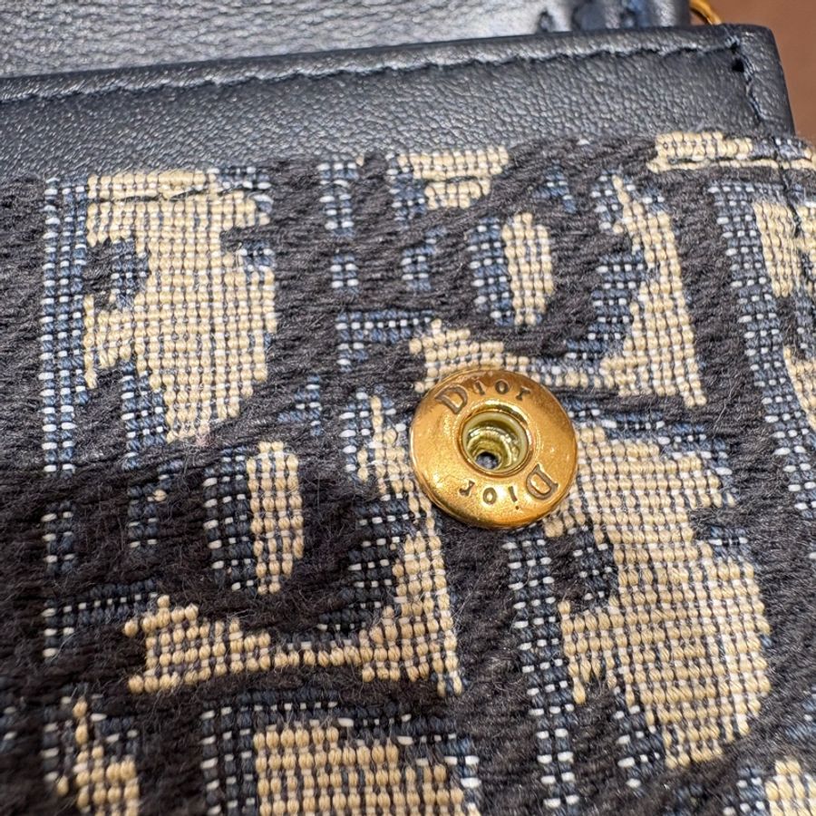 【經典緹花、優雅馬鞍】Dior Saddle 馬鞍長型鏈條包|Oblique 緹花帆布|典藏復古金鍊|附卡夾配件-6