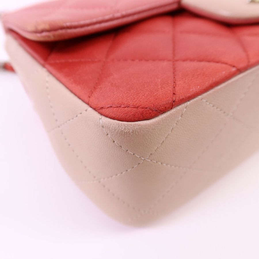 CHANEL 羊皮皮革Classic Flap 20銀扣鏈帶肩背袋-14