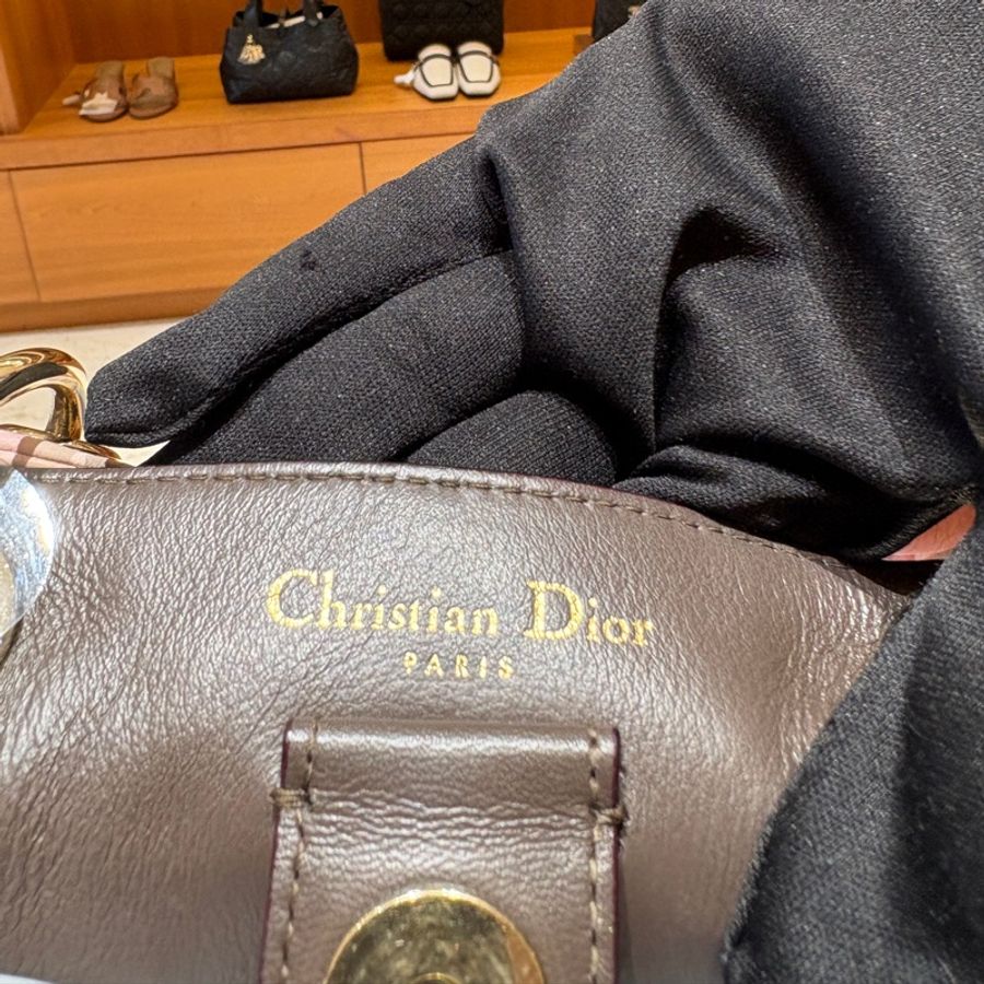 【柔美氣質、輕奢實用】Christian Dior VIP 手提肩挎包|淡粉色荔枝紋牛皮|金屬CD吊飾|附原廠同色手拿包-11