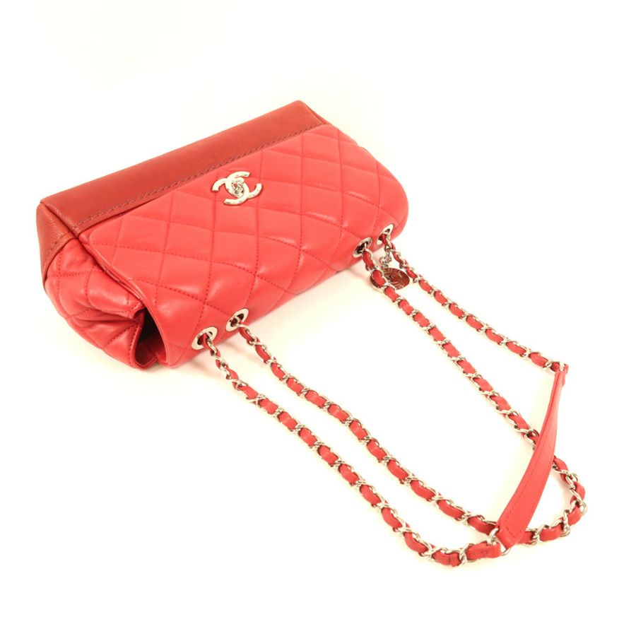 CHANEL 牛皮皮革Chain Shoulder銀扣鏈帶肩背袋-8