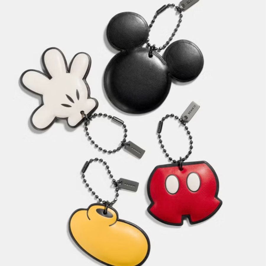 Coach*Disney 聯名限量米奇白手套皮革吊飾(全新閒置品)-4