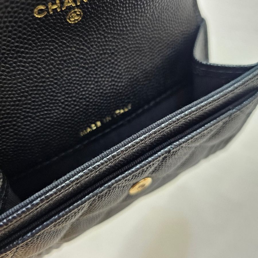 [夯夯品項😆] Chanel黑荔枝皮霧金釦Boy下蓋卡包-11