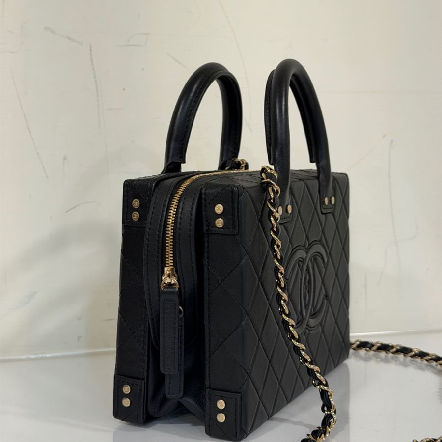 Chanel 22B復古盒子包 芯片款 #全新全配🉑送禮 #全牛皮菱格紋大logo-11