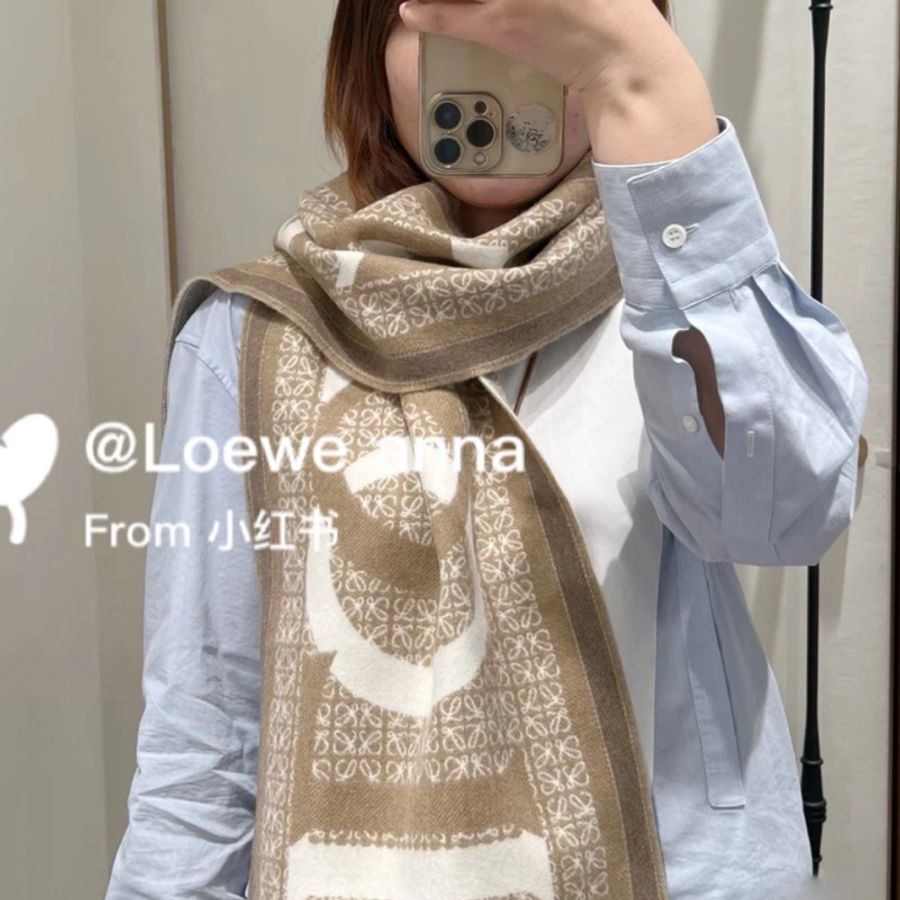 Loewe 圍巾-0