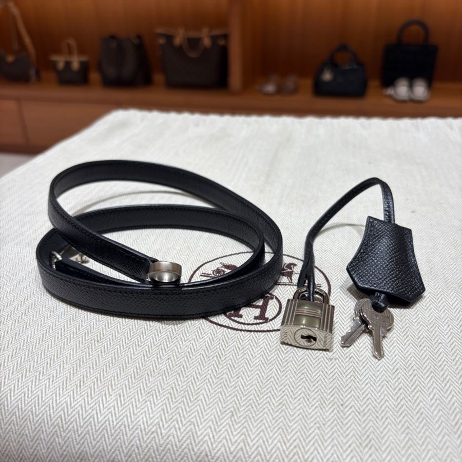 【優雅象徵、經典不敗凱莉包】Hermès Kelly 32cm|黑色 EP皮 銀扣|A刻 2017年份-4