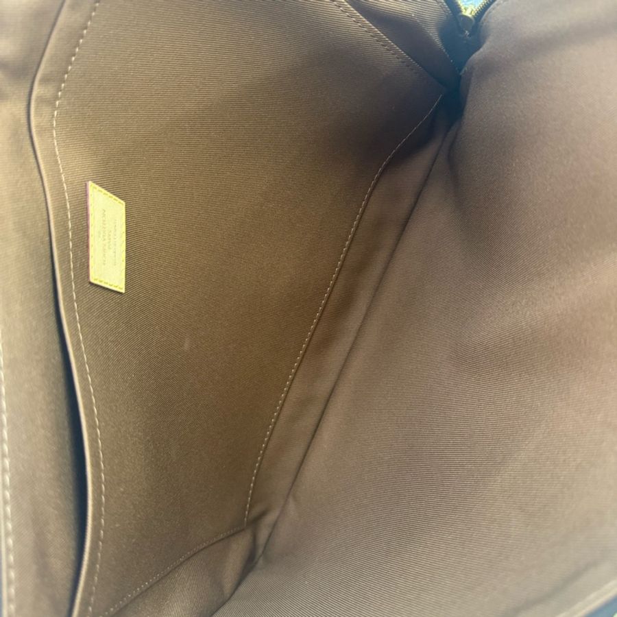 Louis Vuitton Clutch Bag (未使用品)-8