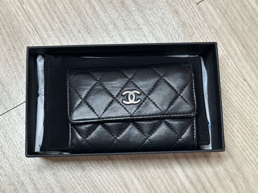 Chanel 卡包-0
