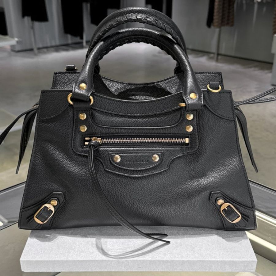 🎊佳節特賣🎁Balenciaga 678629 Neo Classic 小牛皮兩用機車包 黑色-1