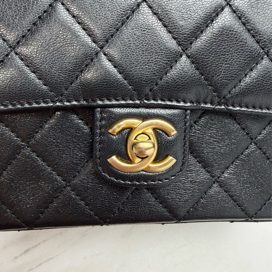 Chanel 香奈兒 22K復古方胖 菱格紋口蓋包 黑色金鏈-17