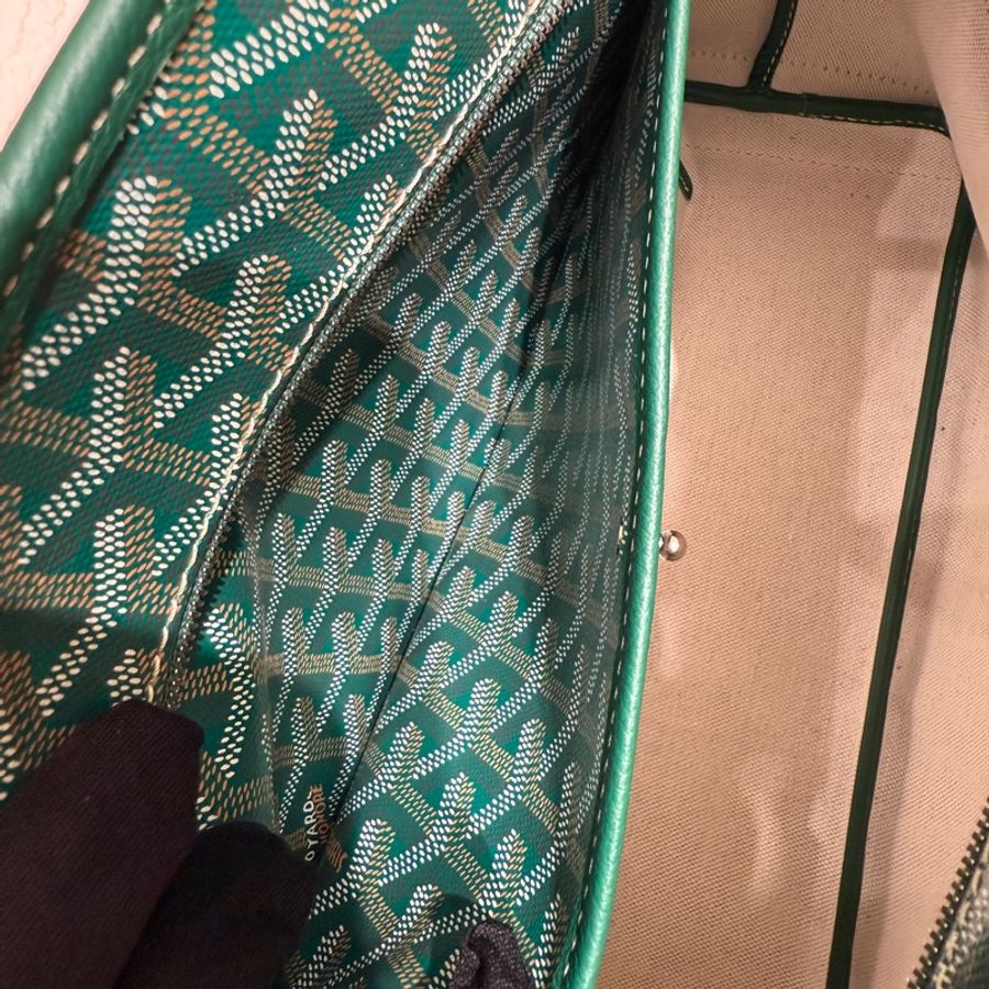【Goyard 經典升級版托特|日用輕奢首選】Artois PM 手提包|翡翠綠 經典老花防潑水帆布-5
