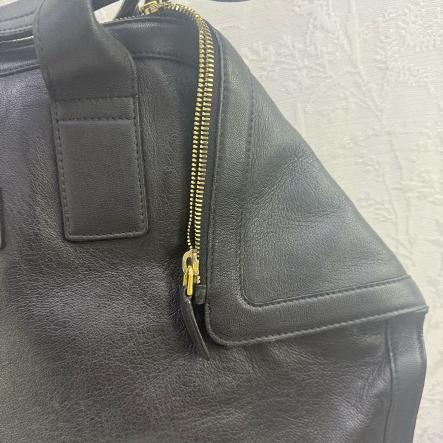 Alexander McQueen Handbag-6