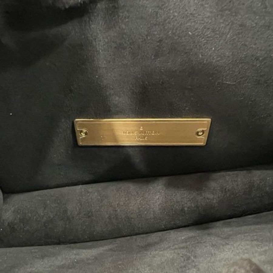 東區正精品㊣LOUIS VUITTON LV M45959 Mini Dauphine 達芙妮雙色金釦釦式翻蓋肩背包斜背包 RZ5570-4