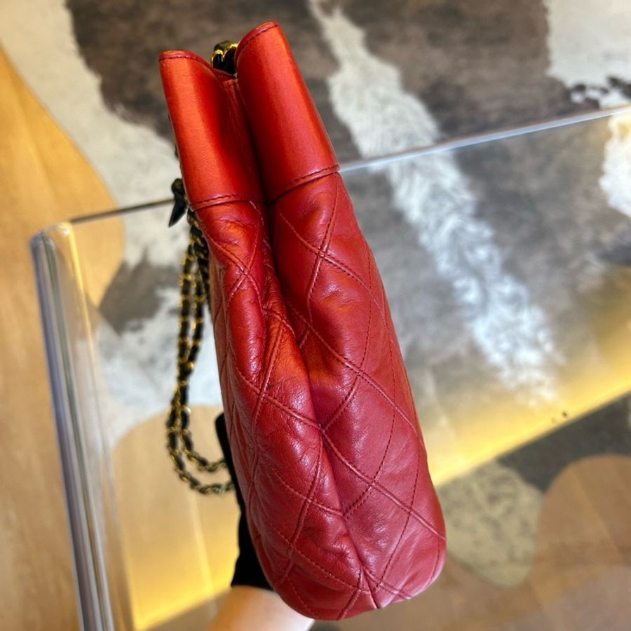 Chanel香奈兒紅黑菱格紋牛皮鏈條包-1