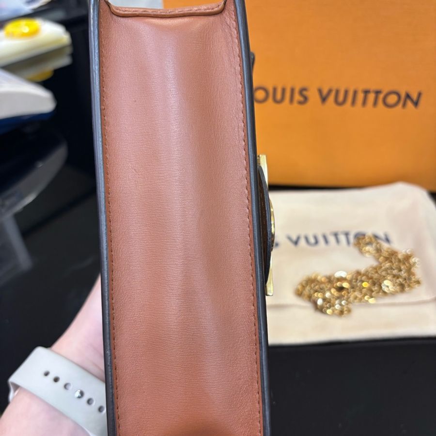 LOUIS VUITTON Dauphine 鏈帶錢包 M68746 晶片款 原花-3