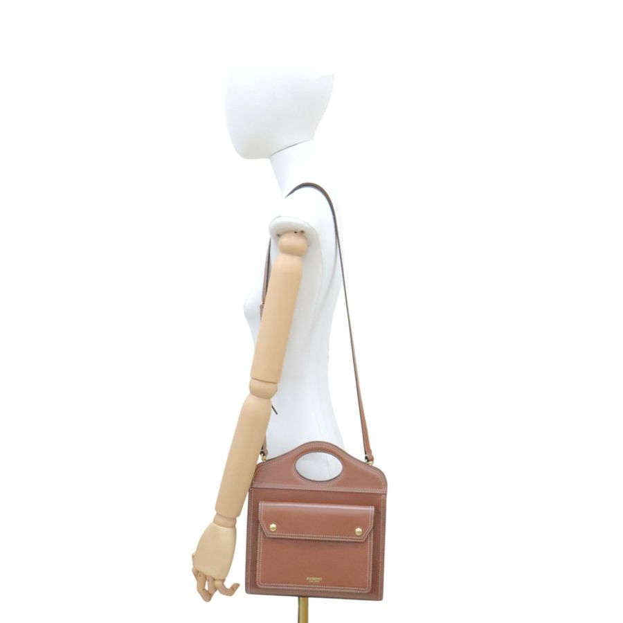 棕色 牛皮 mini pocket bag 肩背包【BURBERRY 巴寶莉】 8014776-12