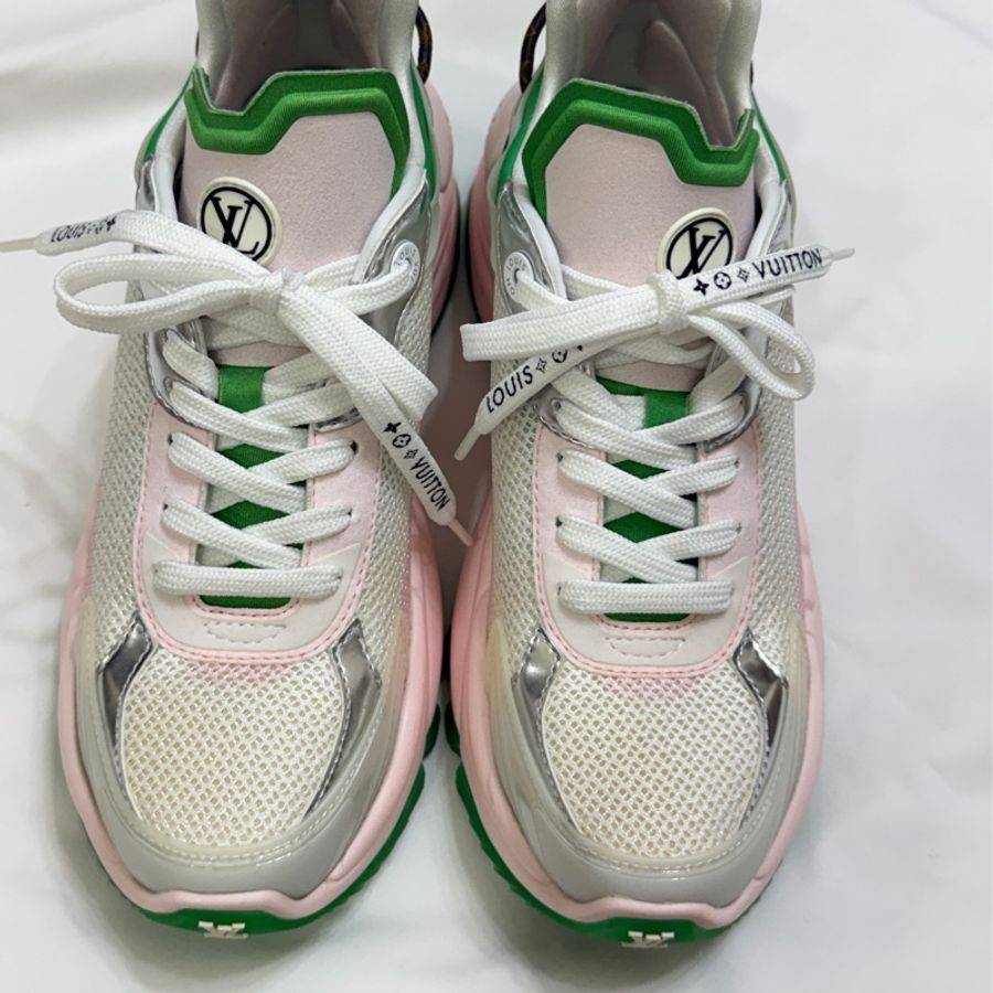 Louis Vuitton  Run 55系列運動鞋 專櫃42000 半價入手-1
