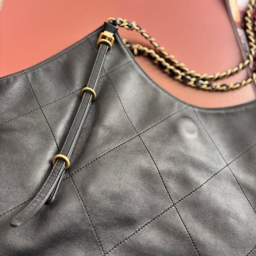 GD權志龍同款 ::CHANEL:: 25S 大號 TOTE 大托特 購物袋 黑金牛皮手提標 肩背包-7