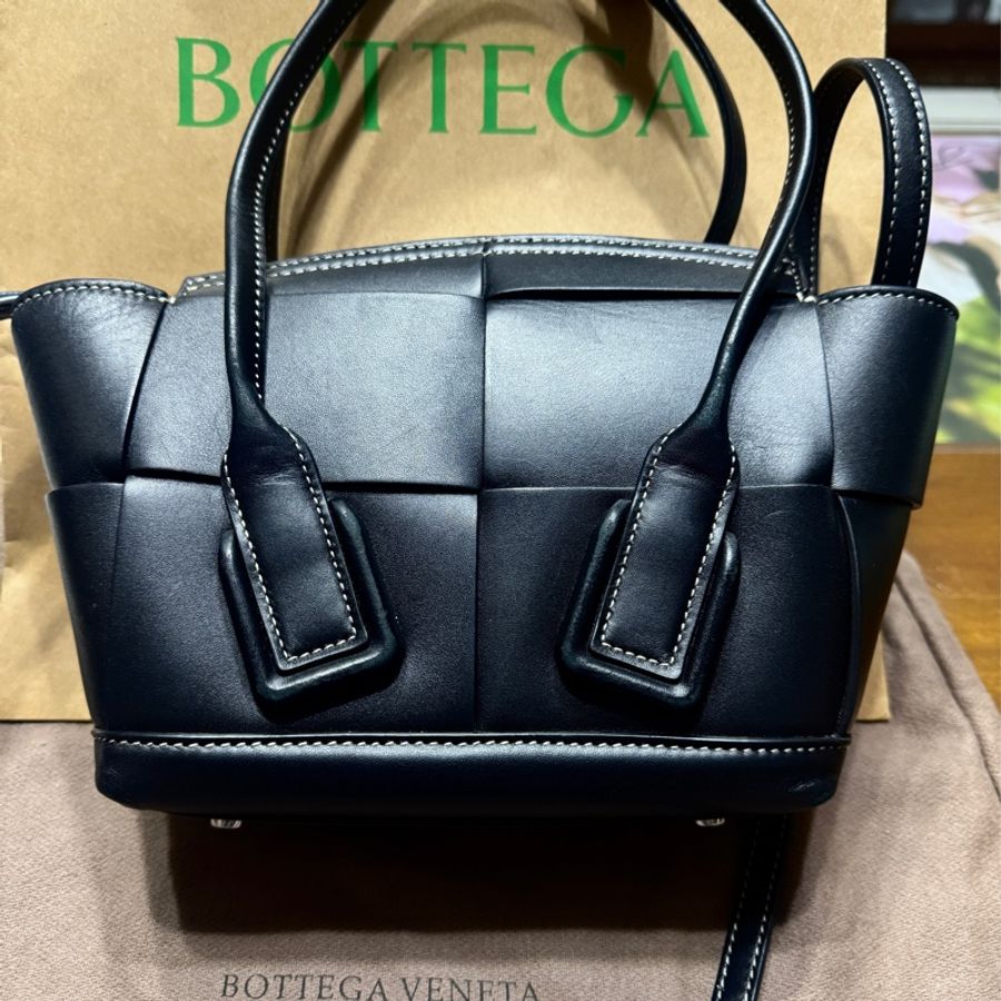 bottega veneta arco mini 葆蝶家 bv arco mini 黑色白線-8