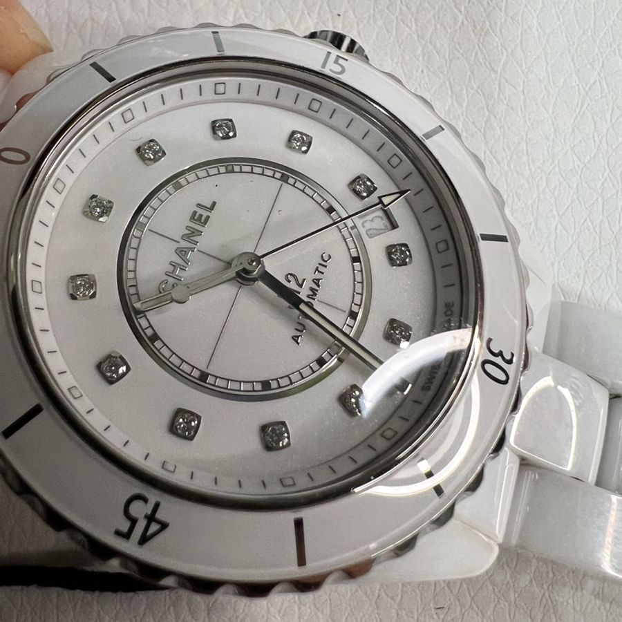 chanel H5705 J12机械表-6