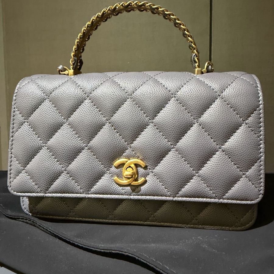 Chanel WOC-5