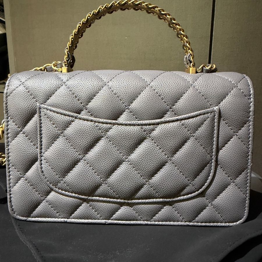 Chanel WOC-6