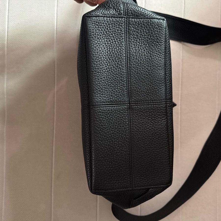 Bottega Veneta Small Leather Sawyer Shoulder Bag-21