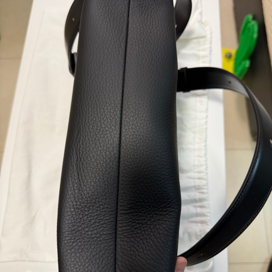 Maison Margiela 黑色皮革斜挎包 SB1WG0003-P4746 Soft 5AC on-body bag-15