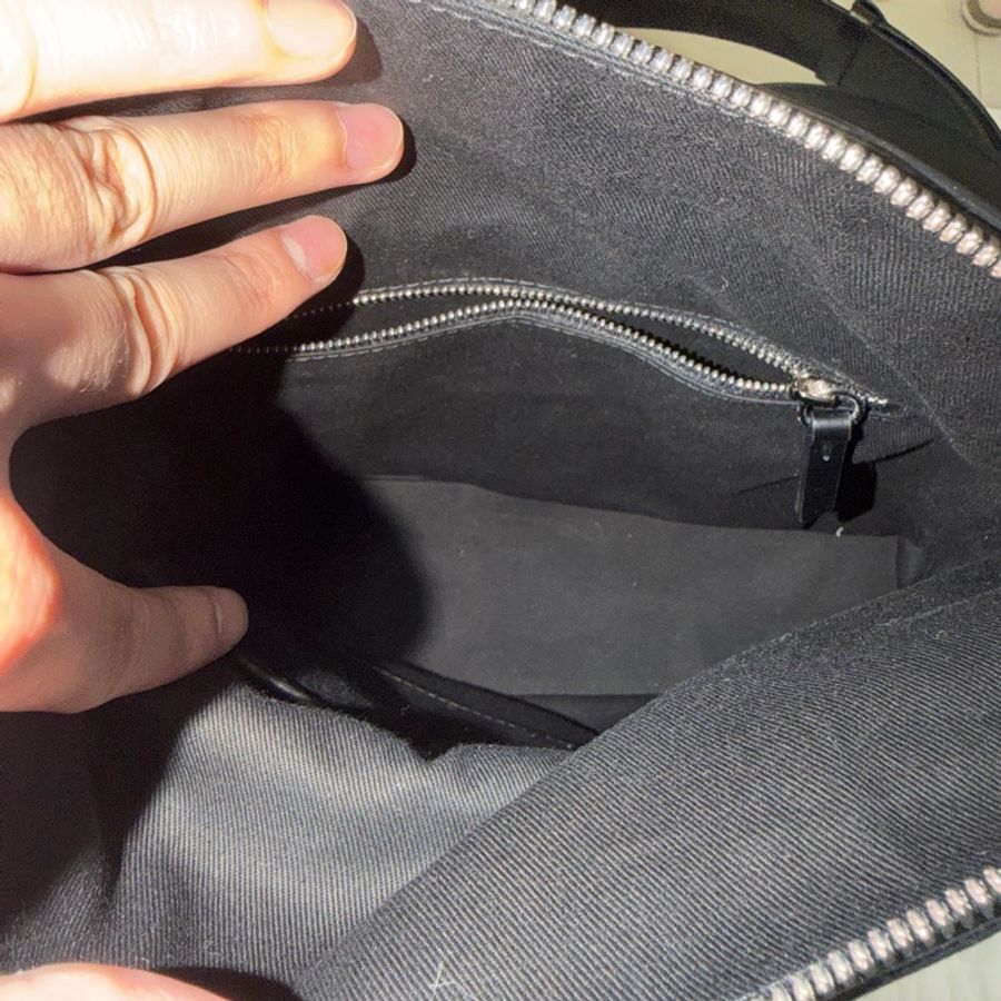 Maison Margiela 黑色皮革斜挎包 SB1WG0003-P4746 Soft 5AC on-body bag-16