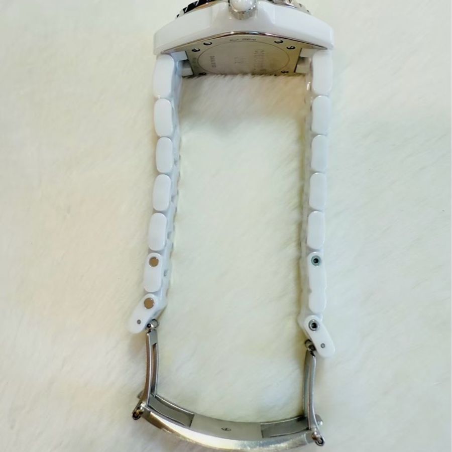 CHANEL 時尚名媛必備 J12 8鑽珍珠母貝款-7