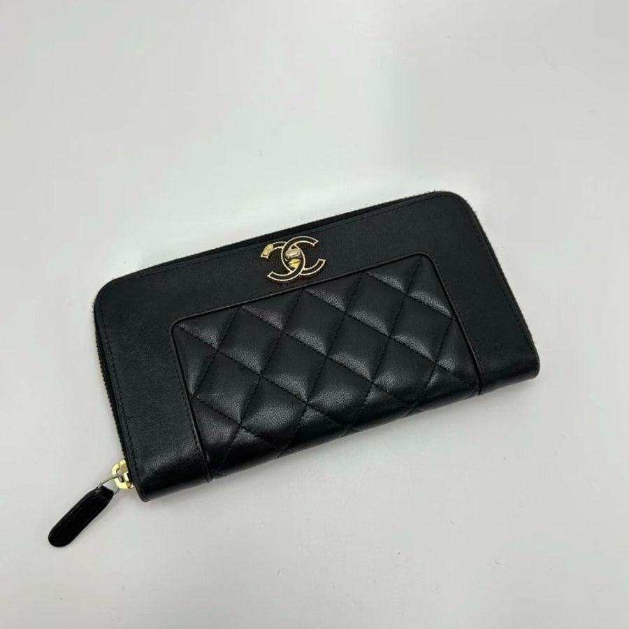 CHANEL黑金琺瑯扣錢包19*10*2.5 98新配件塵袋-1