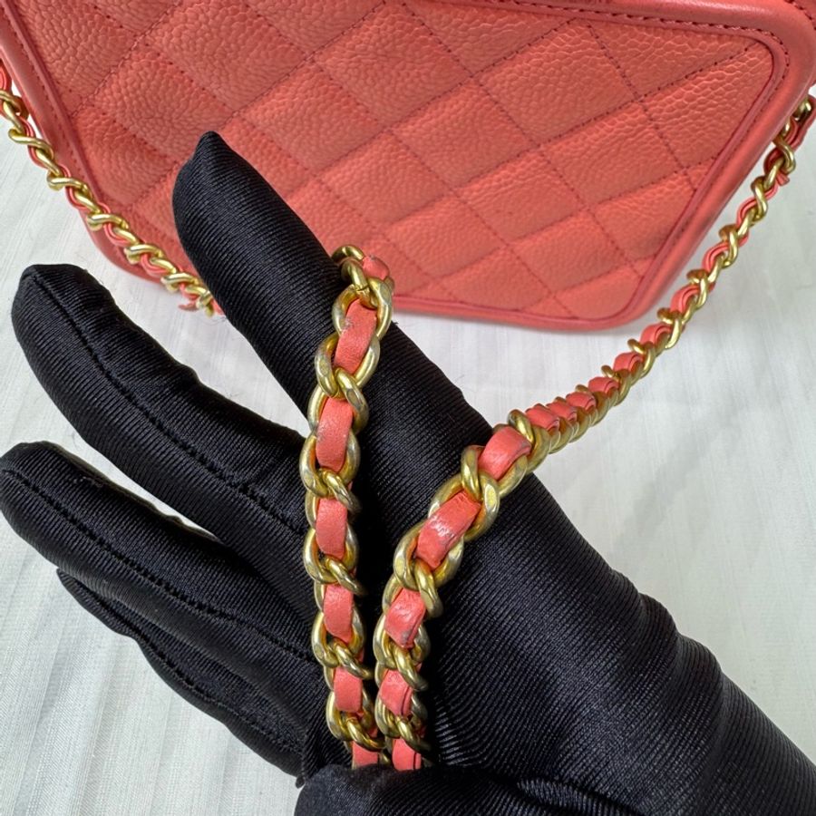 Chanel 荔枝牛皮 珊瑚粉 相機包、化妝盒子包Vanity case系列小號,可以手提單肩-10