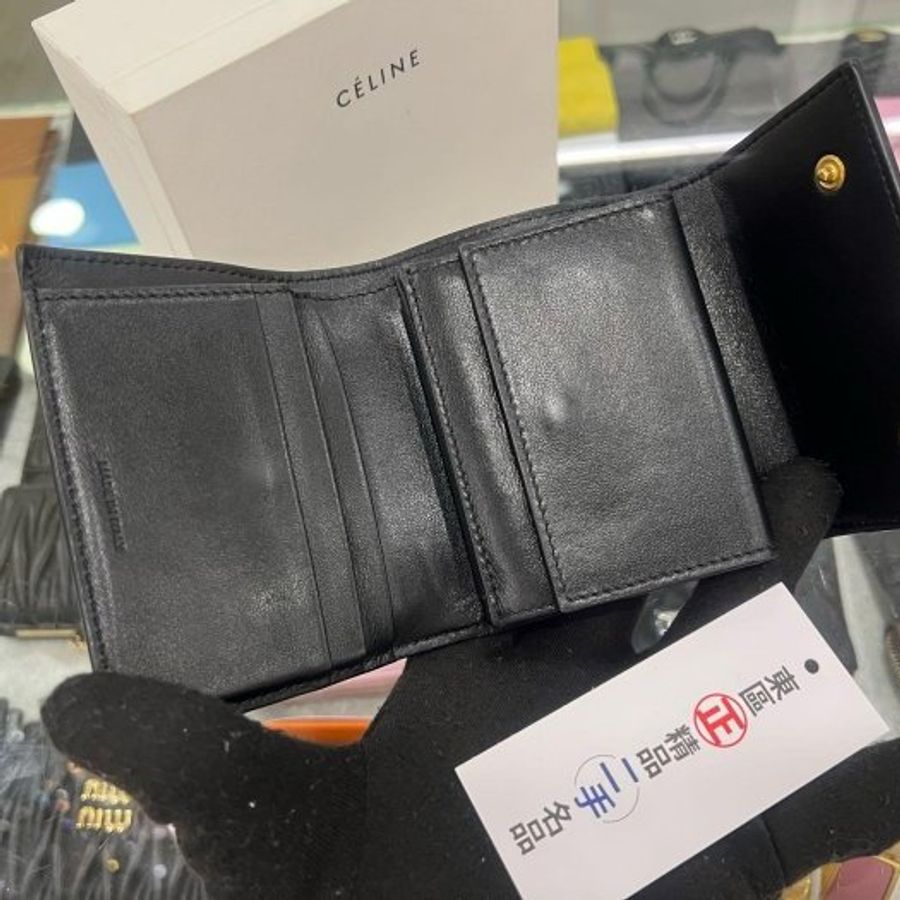 東區正精品㊣CELINE 黑色皮革雙扣金釦三折釦子零錢袋短夾 RZ5508-1