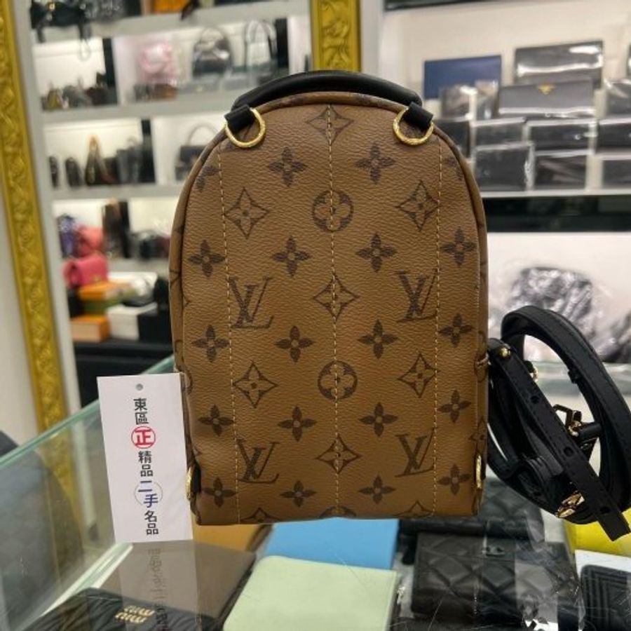 東區正精品㊣LV LOUIS VUITTON M44872 PALM SPRINGS 原花雙色字紋拼黑皮革迷你後背包小書包 RZ5515-8