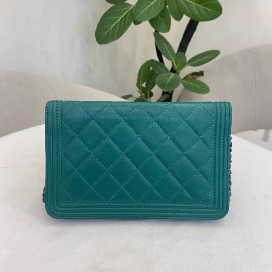 Chanel • Le Boy 湖水綠羊皮銀釦 Woc 鏈條包-2