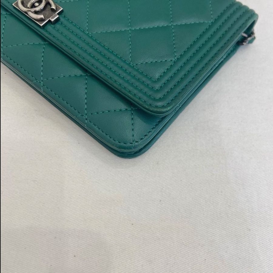 Chanel • Le Boy 湖水綠羊皮銀釦 Woc 鏈條包-5