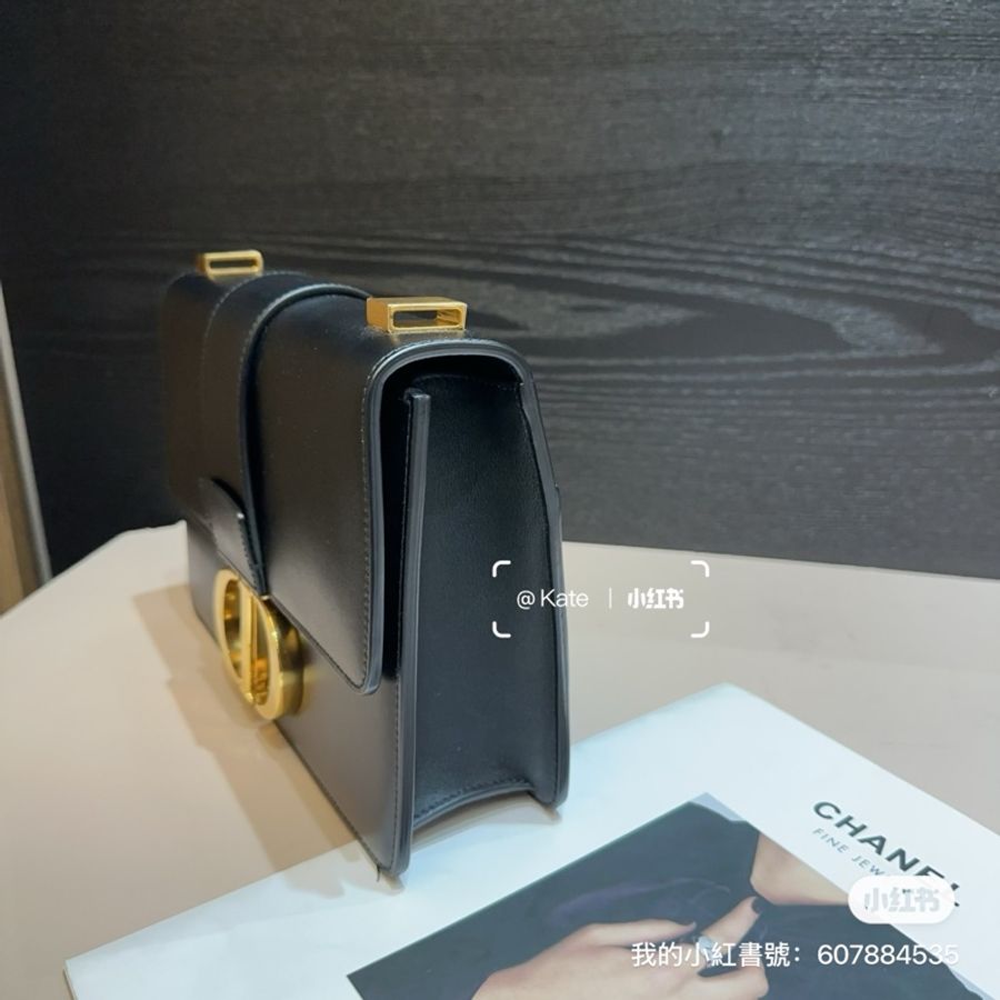 Dior 30 Montaigne-2