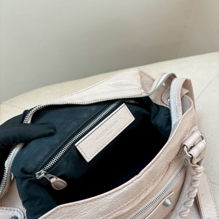 🏷Balenciaga 機車包/櫻花粉-17