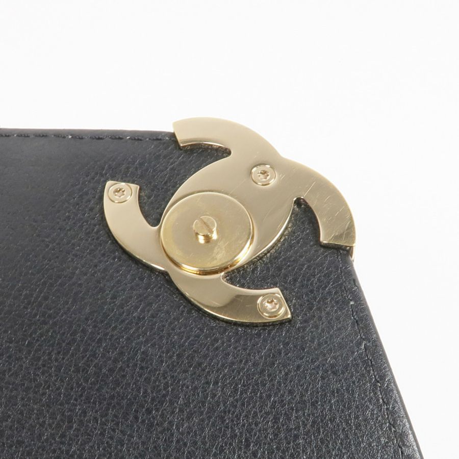 CHANEL 牛皮皮革Chain Shoulder金扣鏈帶肩背袋-13