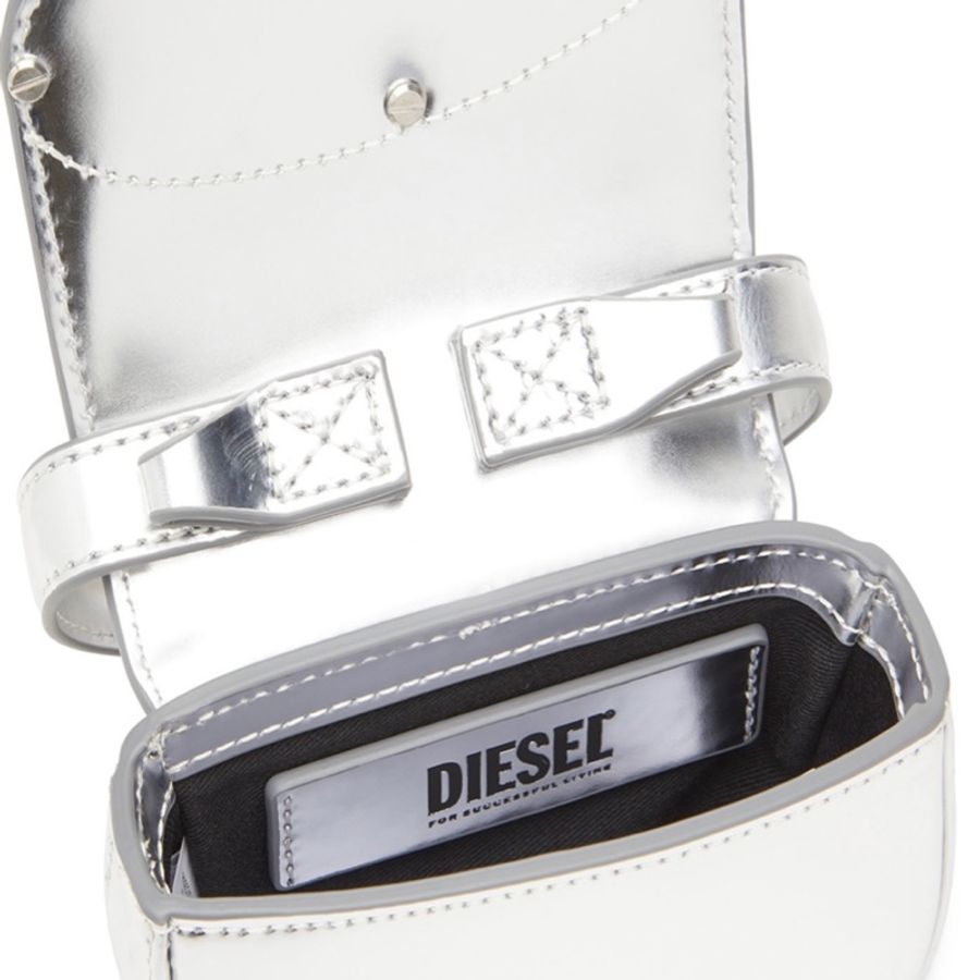 1DR-Iconic shoulder bag in mirrored leather-4