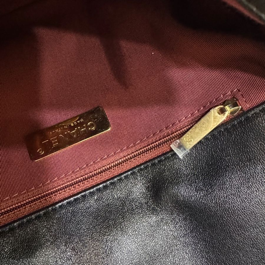 🖤香奈兒19 chanel黑金油蠟羊皮19bag小號26cm AS1160-23