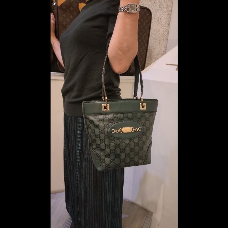 Gucci 綠色皮革壓紋小購物包-2