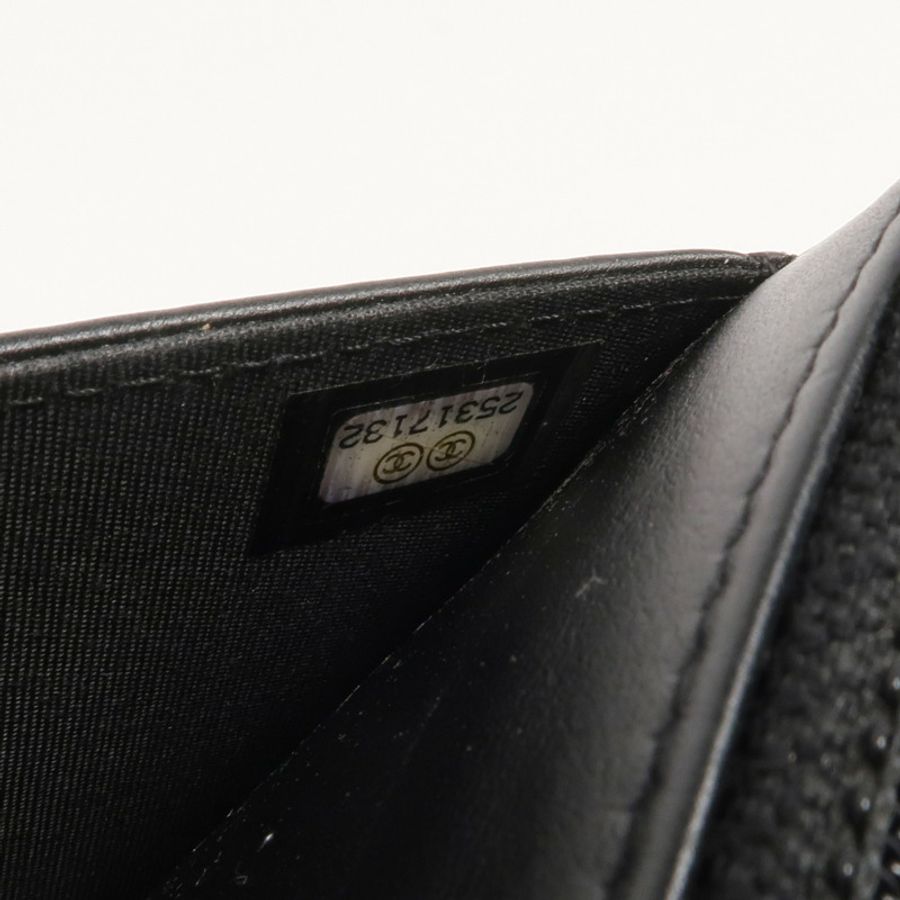 CHANEL 牛皮皮革WOC Wallet On Chain金扣鏈帶肩背袋-16