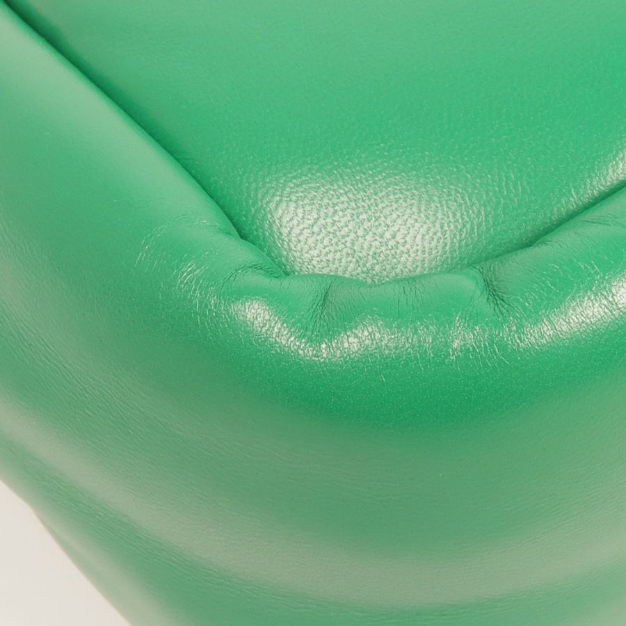 PRADA Nappa皮革Small Soft Padded Bag銀扣手挽肩背兩用袋-6