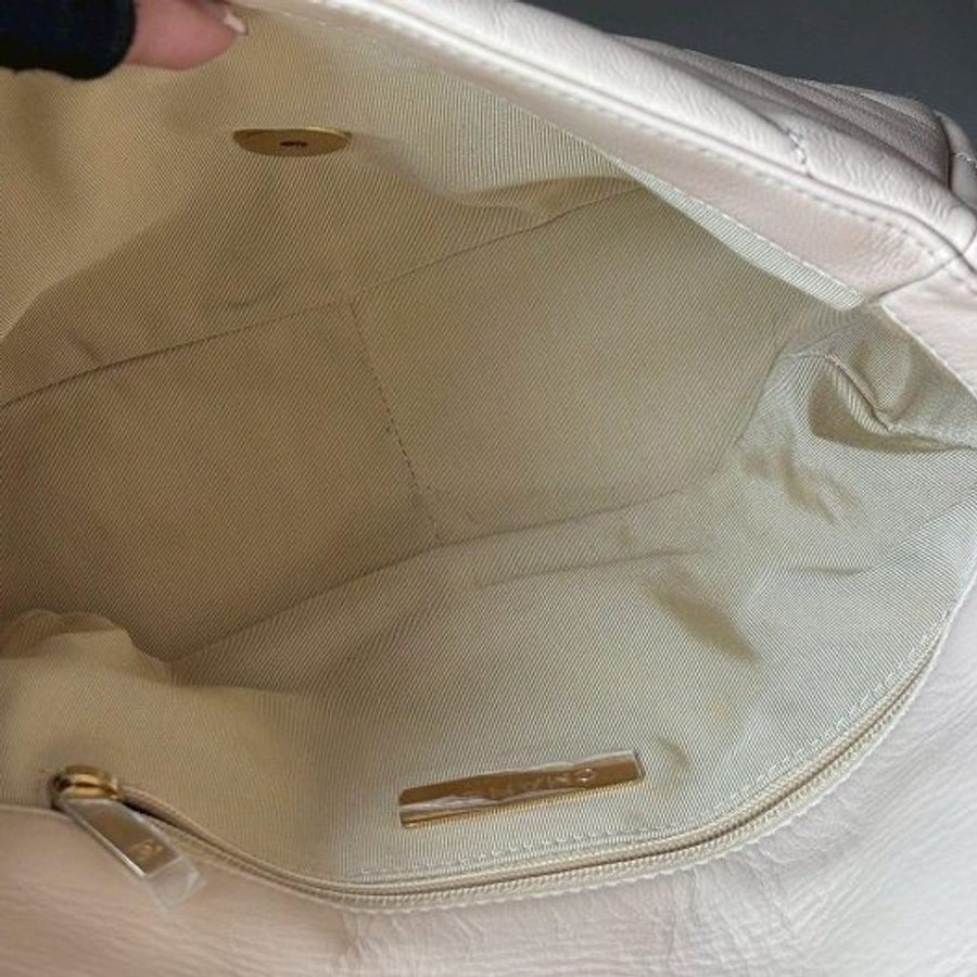 Chanel 經典的米色 26 19 bag---甜到蛀牙!!-7