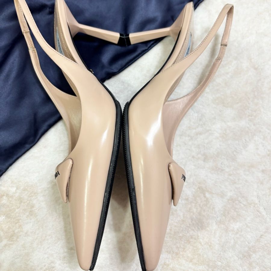 Prada 小貓跟鞋 裸粉色 專櫃42000-5